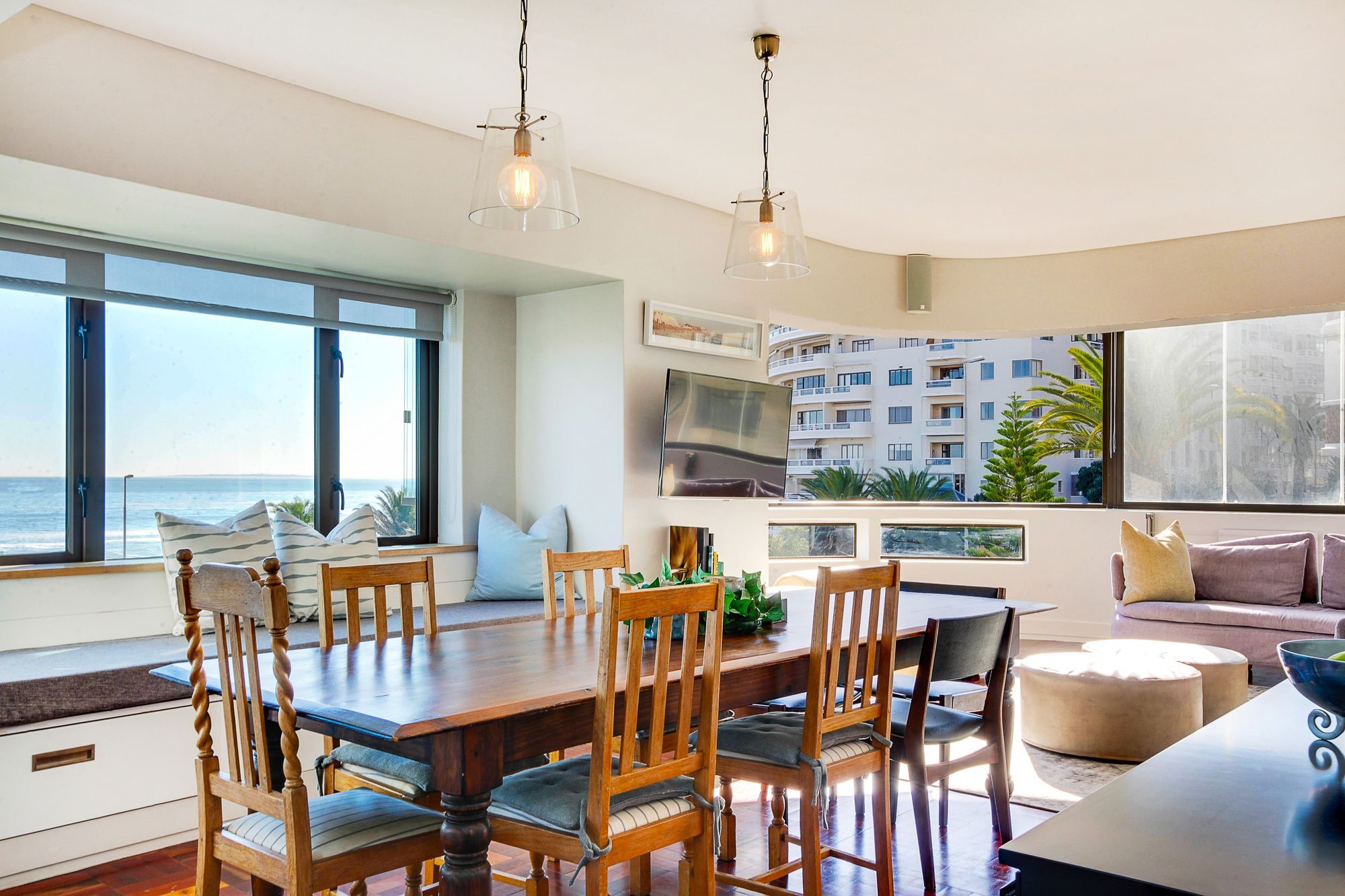 Backup Powered Sea View Apartment On The Promenade Kapstaden Eksteriør billede
